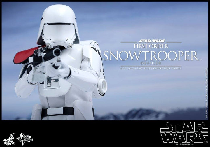 Hot Toys MMS322 – Star Wars: The Force Awakens - First Order Snowtrooper Officer