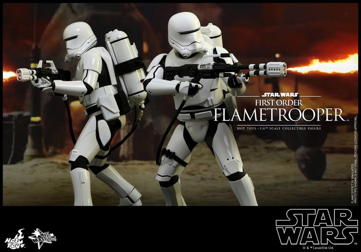 Hot Toys – MMS326 – Star Wars: The Force Awakens: First Order Flametrooper