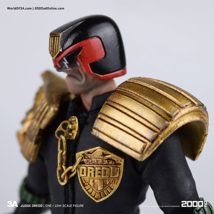 3A - 2000AD - JUDGE DREDD