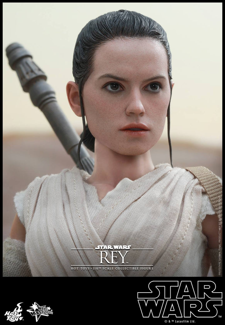 Hot Toys - MMS336 – Star Wars: The Force Awakens – Rey Collectible Figure