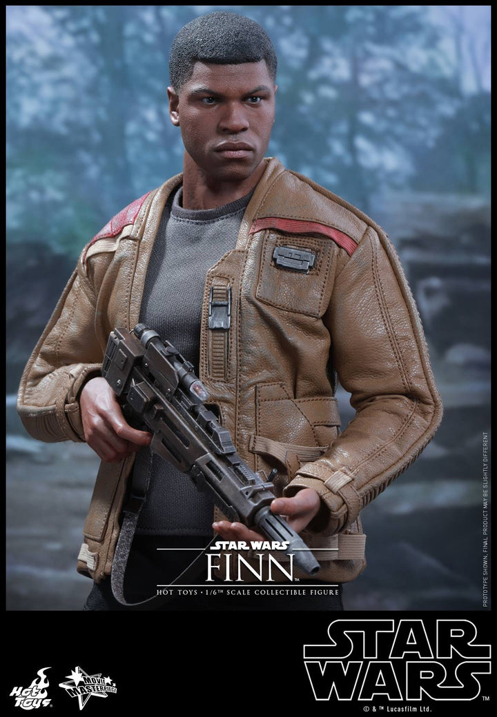 Hot Toys - MMS345 - Star Wars: The Force Awakens - Finn Collectible