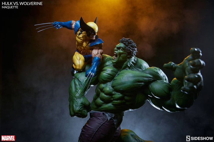 Sideshow Collectibles - Hulk Vs Wolverine Maquette