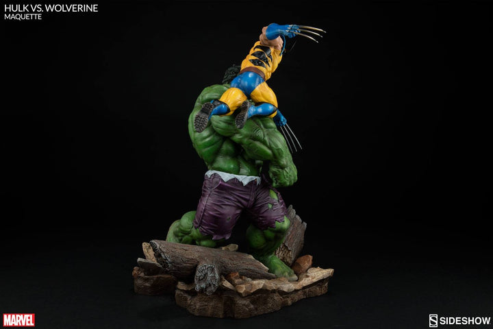 Sideshow Collectibles - Hulk Vs Wolverine Maquette