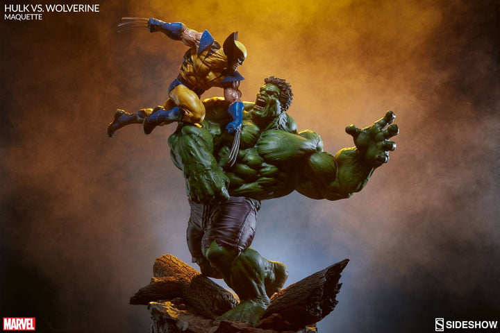 Sideshow Collectibles - Hulk Vs Wolverine Maquette