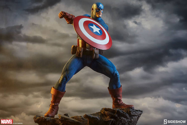 Sideshow Collectibles - Avengers Assemble Captain America Statue