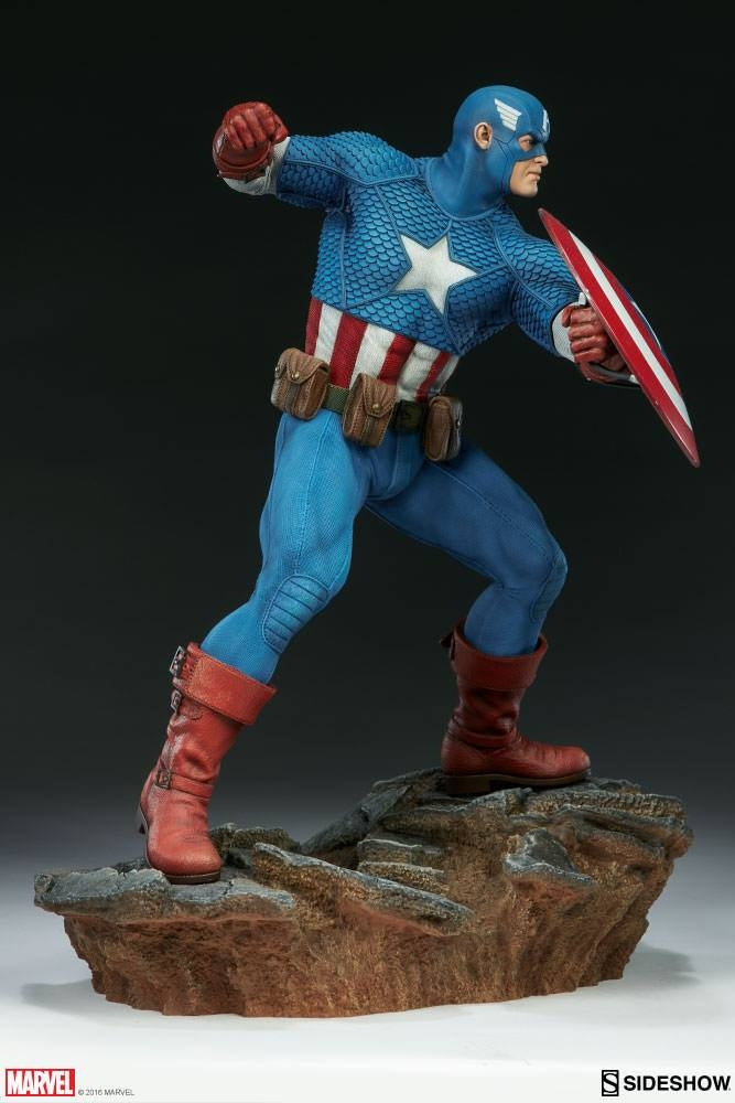 Sideshow Collectibles - Avengers Assemble Captain America Statue