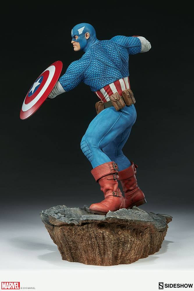 Sideshow Collectibles - Avengers Assemble Captain America Statue