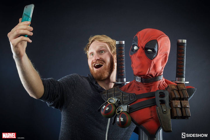 Sideshow Collectibles - Deadpool Life Size Bust