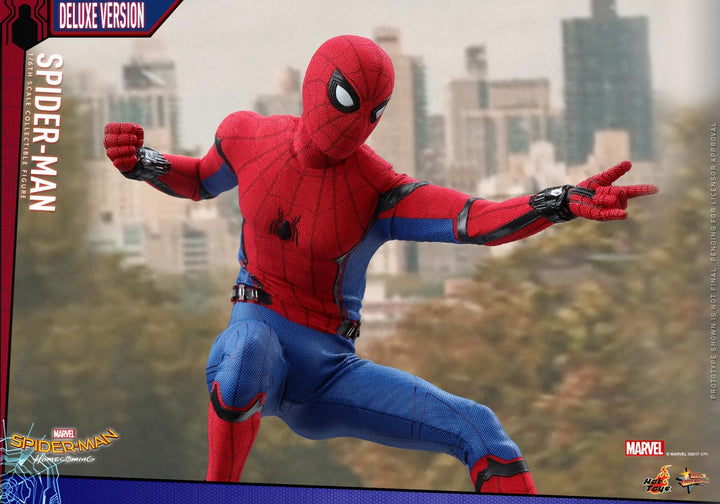 Hot Toys –MMS426 – Spider-Man: Homecoming – Spider-Man Collectible Figure (Deluxe Version)