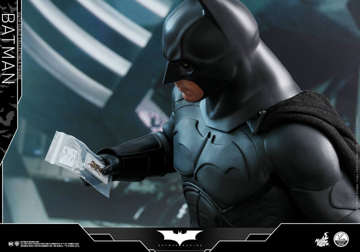 Hot Toys – QS009 – Batman Begins – Batman Collectible Figure