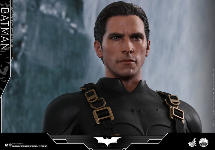 Hot Toys – QS009 – Batman Begins – Batman Collectible Figure