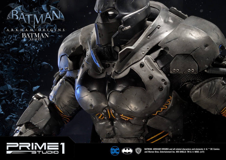 Prime1 Studio - Arkham Origins : Batman Extreme Environment Suit Statue