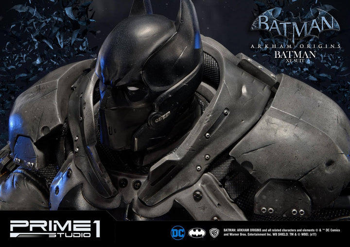 Prime1 Studio - Arkham Origins : Batman Extreme Environment Suit Statue