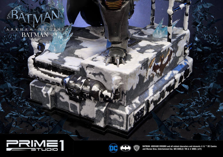 Prime1 Studio - Arkham Origins : Batman Extreme Environment Suit Statue