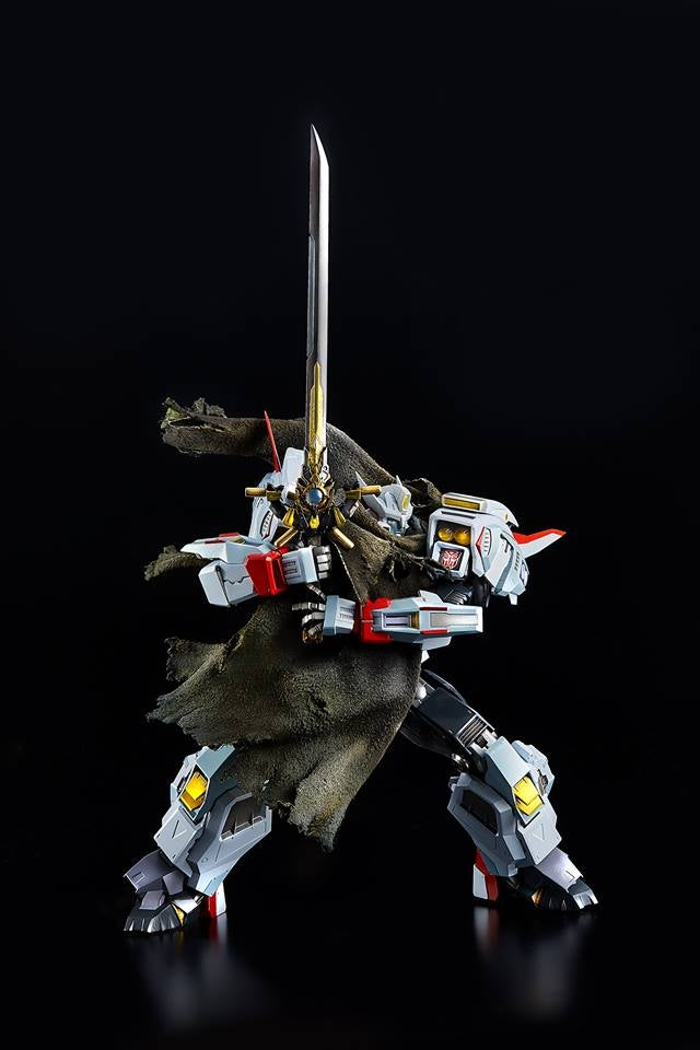 FLAME TOYS  - TRANSFORMERS - DRIFT