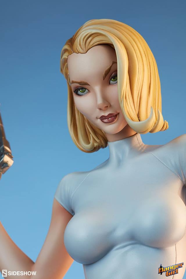 [Pre-Order] Sideshow Collectibles -Danger Girl : Abbey Chase Premium Format Statue