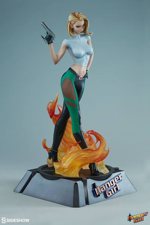 [Pre-Order] Sideshow Collectibles -Danger Girl : Abbey Chase Premium Format Statue