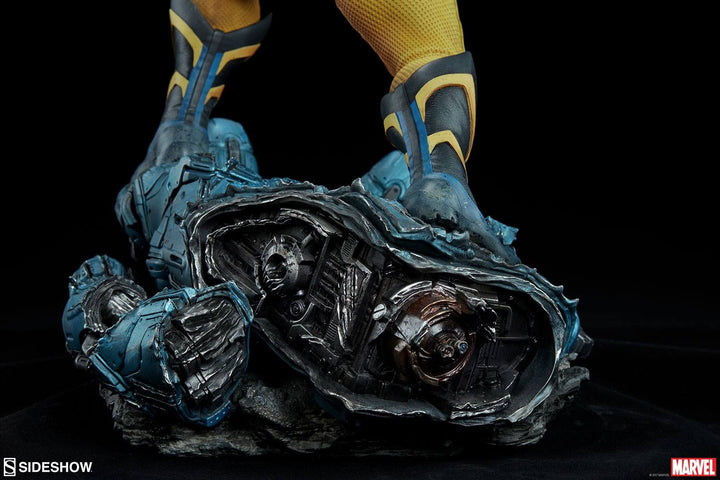 [Pre-Order] Sideshow Collectibles - Wolverine Premium Format Statue