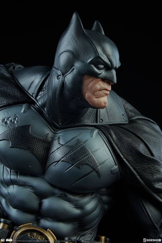 [Pre-Order] Sideshow Collectibles - BATMAN PREMIUM FORMAT STATUE