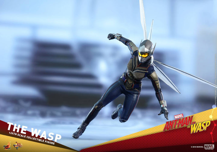 [Pre-Order] Hot Toys - MMS497 - Ant-Man and the Wasp - 1/6th scale Ant-Man Collectible Figure