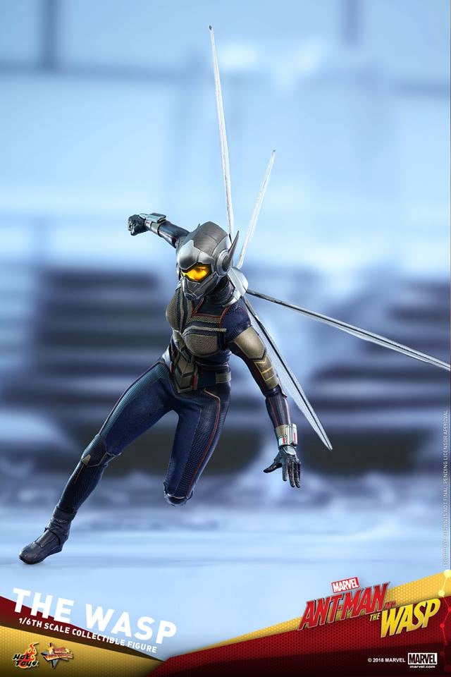 [Pre-Order] Hot Toys - MMS497 - Ant-Man and the Wasp - 1/6th scale Ant-Man Collectible Figure