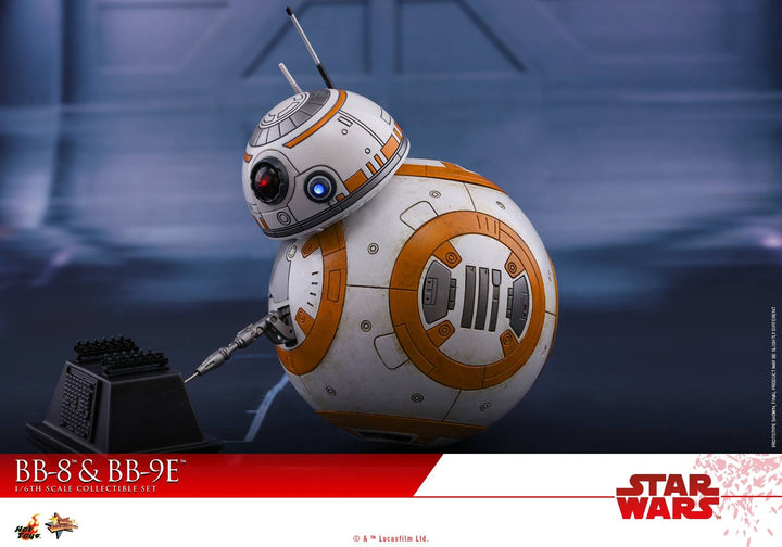 Hot Toys – MMS442 – Star Wars: The Last Jedi – 1/6th scale BB-8 & BB-9E Collectible Set