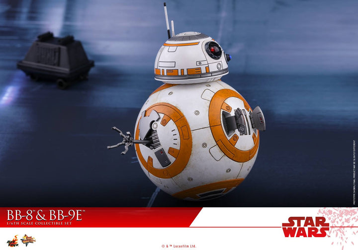 Hot Toys – MMS442 – Star Wars: The Last Jedi – 1/6th scale BB-8 & BB-9E Collectible Set