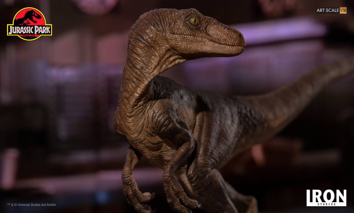 [Pre-Oder] Iron Studios - Crouching Velociraptor Art Scale 1/10 - Jurassic Park