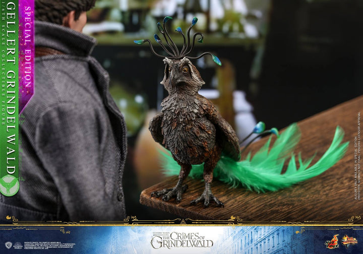 [Pre Order] Hot Toys - MMS512 - Fantastic Beasts: The Crimes of Grindelwald - 1/6th scale Newt Scamander Collectible Figure