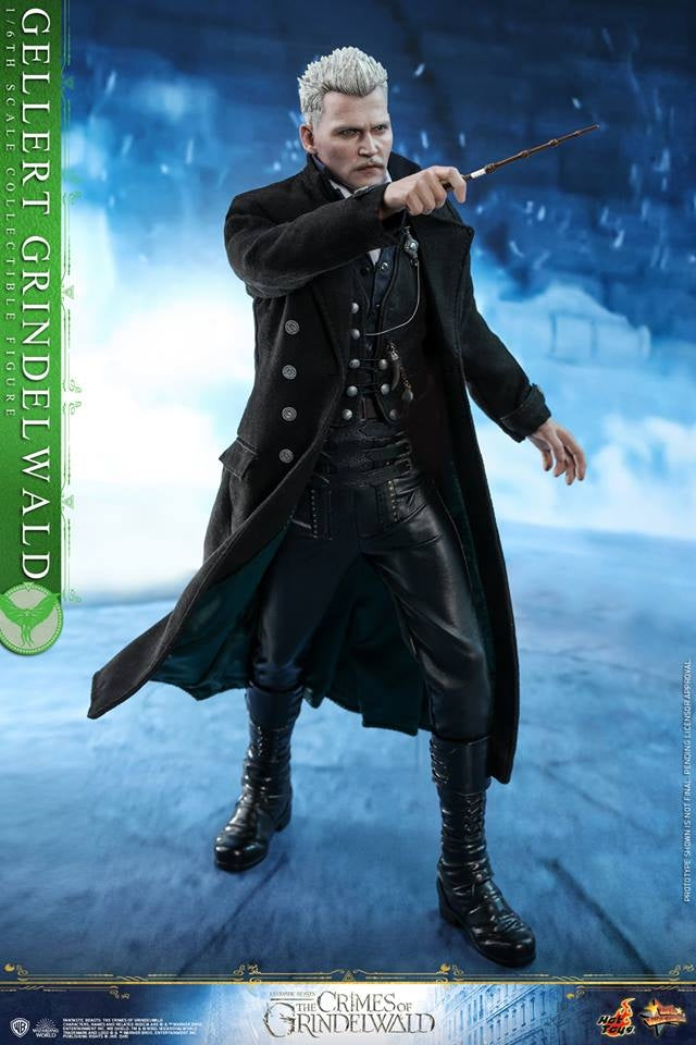 [Pre Order] Hot Toys - MMS512 - Fantastic Beasts: The Crimes of Grindelwald - 1/6th scale Newt Scamander Collectible Figure