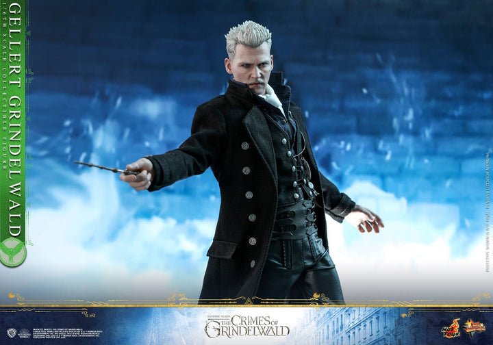 [Pre Order] Hot Toys - MMS512 - Fantastic Beasts: The Crimes of Grindelwald - 1/6th scale Newt Scamander Collectible Figure