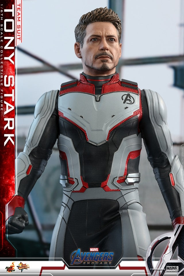 Hot Toys – MMS537 - Avengers: Endgame - 1/6th scale Tony Stark (Team Suit) Collectible Figure