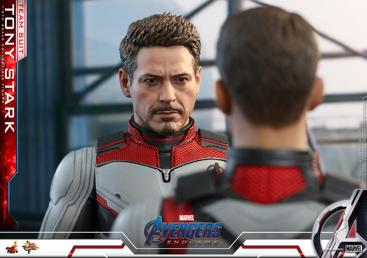 Hot Toys – MMS537 - Avengers: Endgame - 1/6th scale Tony Stark (Team Suit) Collectible Figure