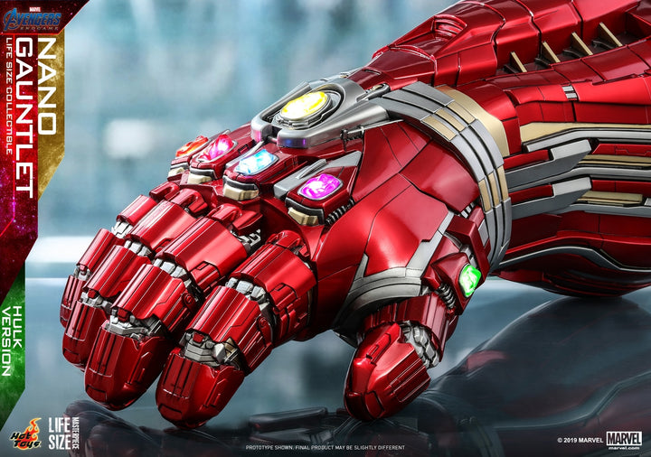 Hot Toys - LMS008 - Avengers: Endgame - Nano Gauntlet Life-Size Collectible (Hulk Version)