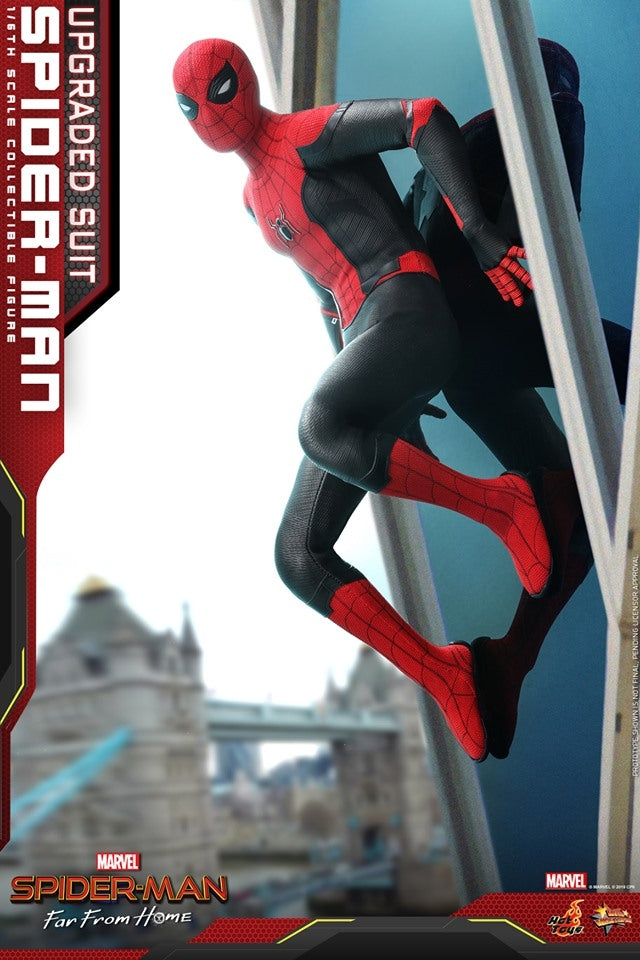 [Pre-Order] Hot Toys - MMS541 - Spider-Man Far From Home - 1/6th scale Spider-Man (Stealth Suit) Figure (Deluxe Version)