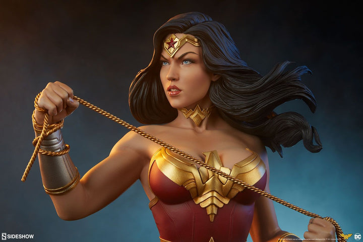 [Pre-Order] SIDESHOW COLLECTIBLES - WONDER WOMAN BUST