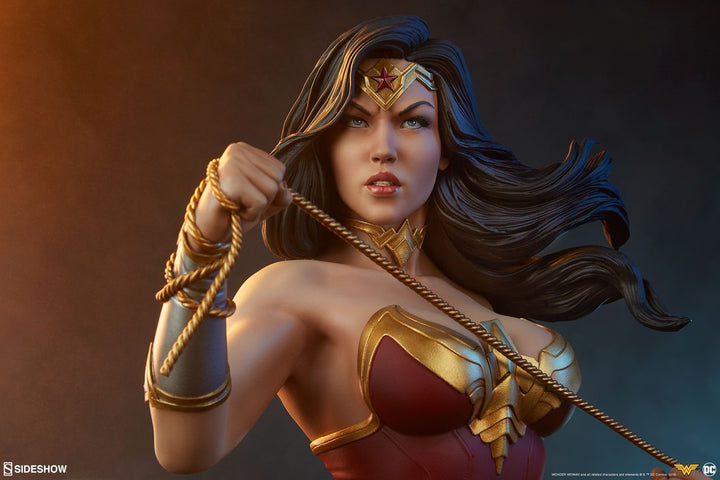 [Pre-Order] SIDESHOW COLLECTIBLES - WONDER WOMAN BUST