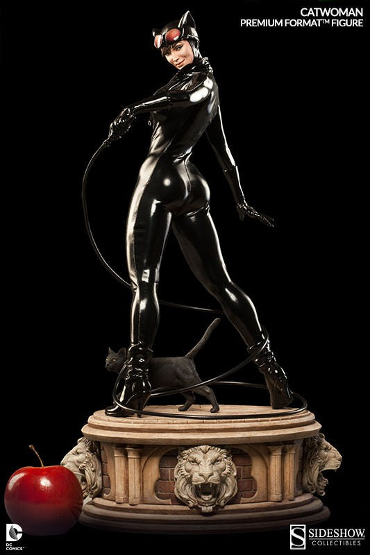 Sideshow - Premium Format™ Figure - Catwoman