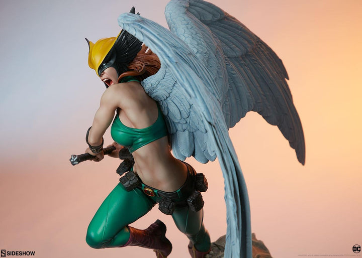 [Pre-Order] SIDESHOW COLLECTIBLES - HAWKGIRL PREMIUM FORMAT STATUE