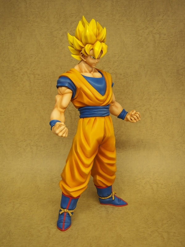 X-Plus - Gigantic Series - Dragon Ball Z - Son Goku (Super Saiyan)