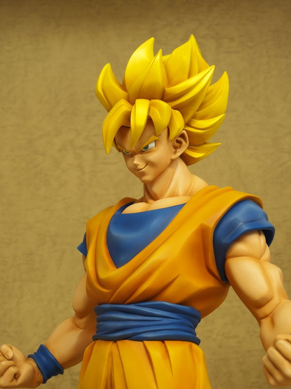 X-Plus - Gigantic Series - Dragon Ball Z - Son Goku (Super Saiyan)