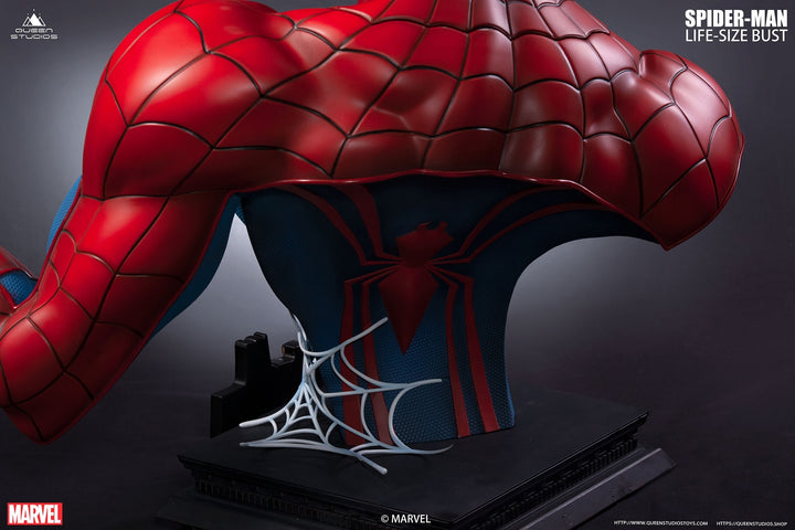 Queen Studios - Comic Spider-Man Bust (Red/Blue)