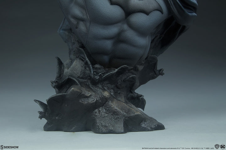 [Pre-Order] SIDESHOW COLLECTIBLES - BATMAN ON GARGOYLE PREMIUM FORMAT STATUE