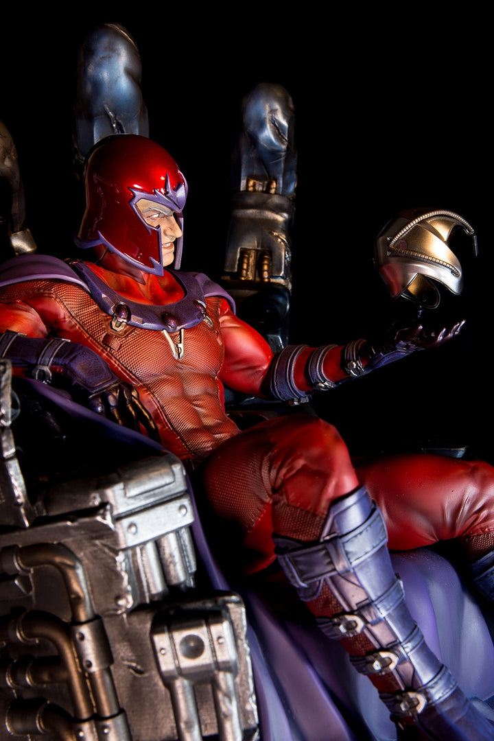 XM Studios - Premium Collectibles - Magneto On Sentinel Throne Statue