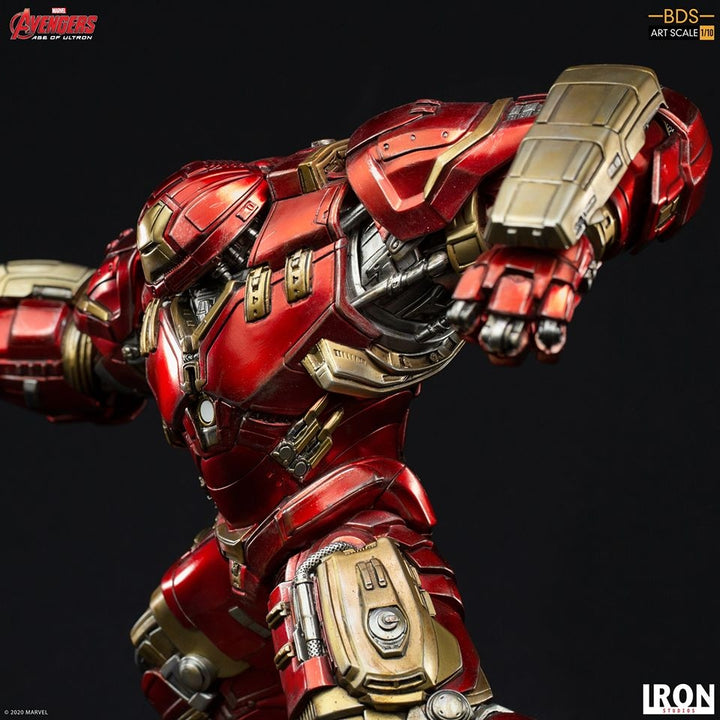 [Pre-Order] Hot Toys - VGMC016 - Spider-Man (Secret War Suit) Armory Miniature Collectible