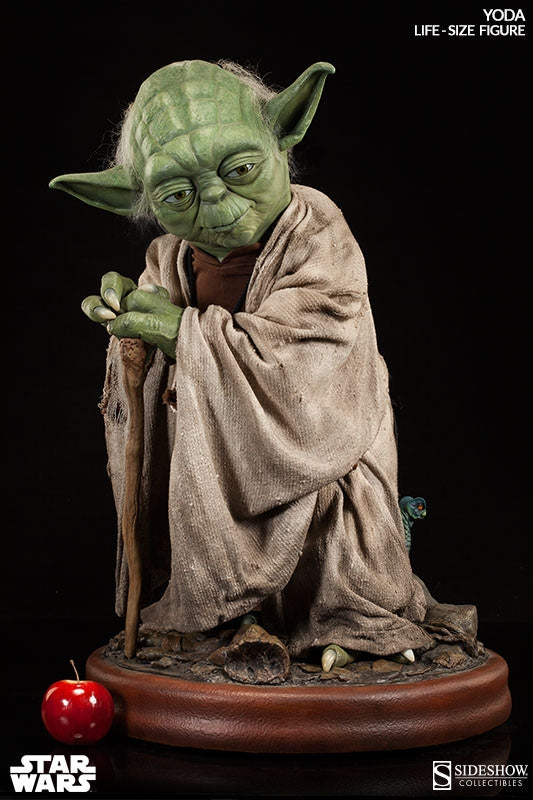 Sideshow - Life-Size Figure - Yoda