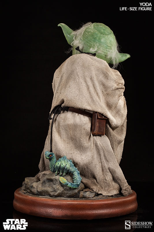 Sideshow - Life-Size Figure - Yoda