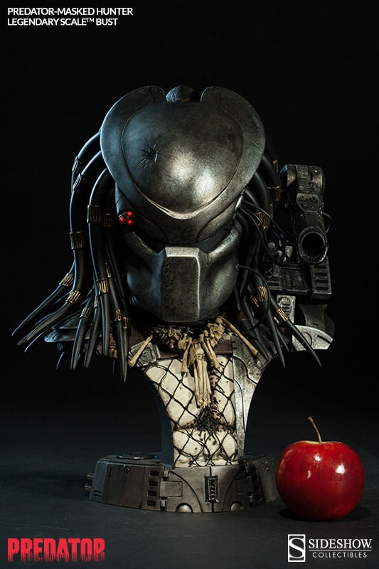 Sideshow - Legendary Scale™ Bust - ‘Predator – Masked Hunter’