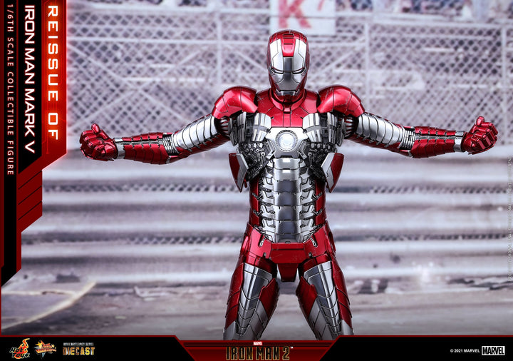 Hot Toys – MMS400D18 - Iron Man 2 - 1/6th scale Iron Man Mark V Collectible Figure