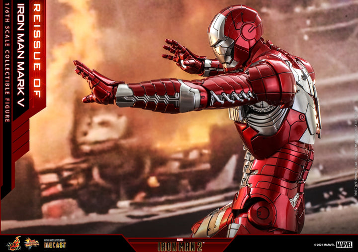 Hot Toys – MMS400D18 - Iron Man 2 - 1/6th scale Iron Man Mark V Collectible Figure